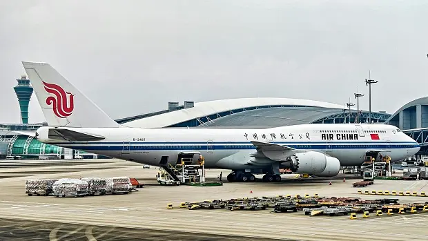 cargo plane charter cost 